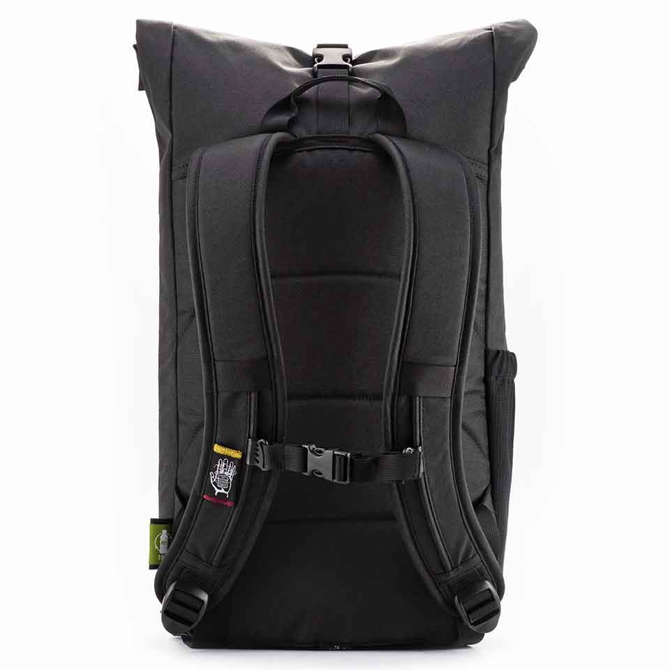 Vegan-Waterproof-Backpack-Anju-15-Feature-1 - internals
